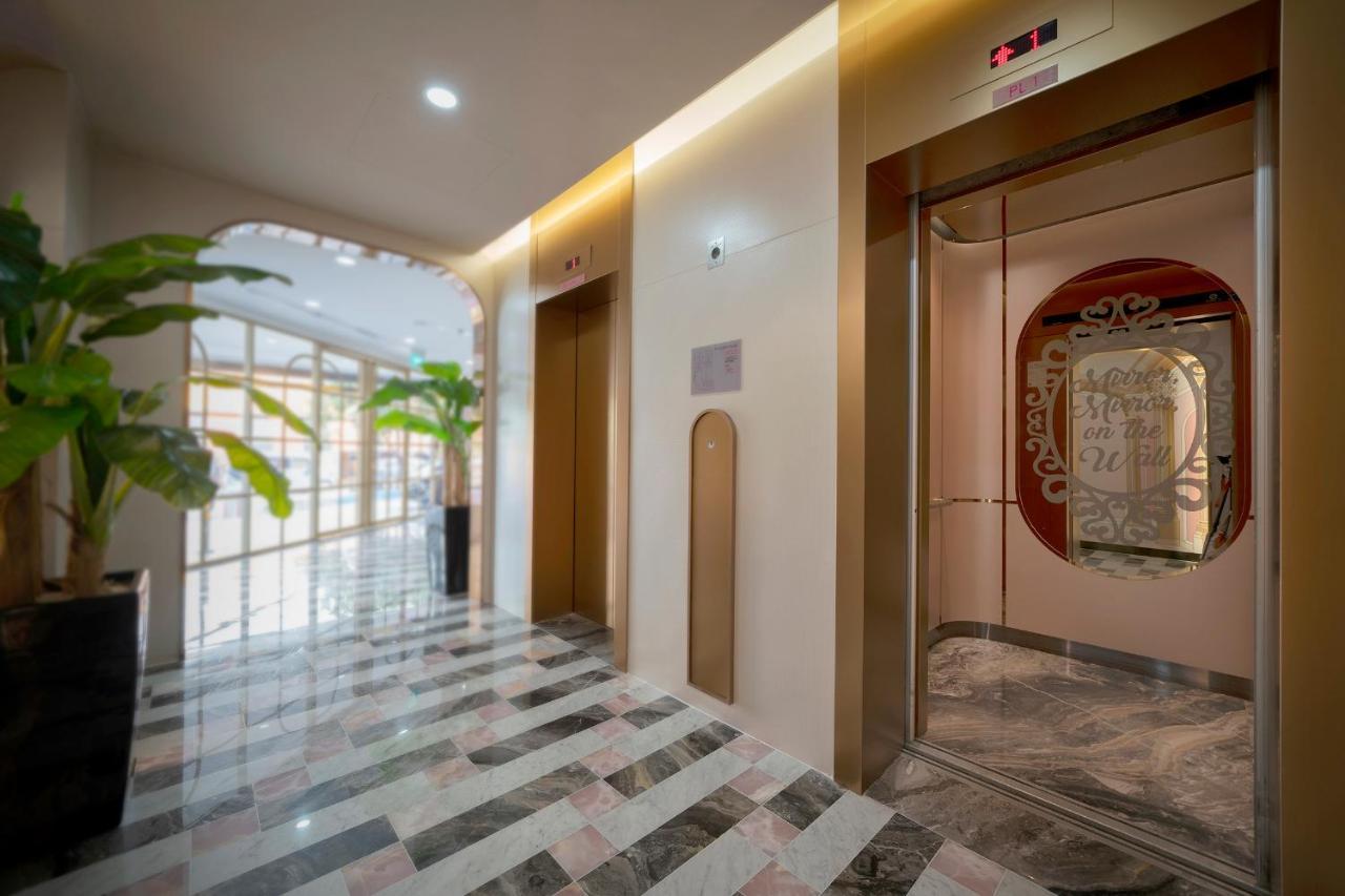 Hotel 81 Premier Princess Singapur Exterior foto